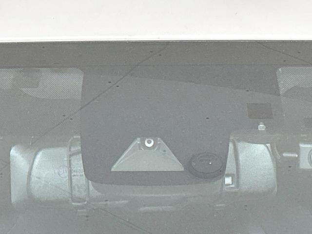 プリウス Ａツーリングセレクション　純正９型ナビ　バックカメラ　セーフティセンス　レーダークルーズ　ブラインドスポットモニター　禁煙車　Ｂｌｕｅｔｏｏｔｈ接続　ＥＴＣ　ＬＥＤヘッド　オートマチックハイビーム　クリアランスソナー（38枚目）