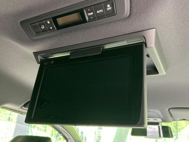 ヴォクシー ZS 煌III モデリスタ 後席モニター 純正10型ナビ バックカメラ 両側パワスラ セーフティセンス 禁煙車 ハーフレザーシート クリアランスソナー レーンアシスト スマートキー LEDヘッド&フォグ クルコン(5枚目)