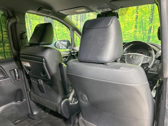 ヴォクシー ZS 煌III モデリスタ 後席モニター 純正10型ナビ バックカメラ 両側パワスラ セーフティセンス 禁煙車 ハーフレザーシート クリアランスソナー レーンアシスト スマートキー LEDヘッド&フォグ クルコン(43枚目)