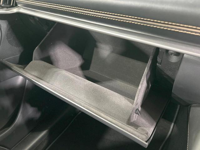 CX-60 XD-ハイブリッド エクスクルーシブスポーツ 4WD 全周囲カメラ BOSEサウンド スマートブレーキ レーダークルーズ 禁煙車 純正12.3型ディスプレイ Bluetooth接続 ETC メモリー付パワーシート 前席シートベンチレーション(48枚目)