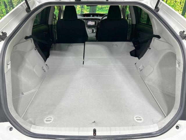プリウス Sツーリングセレクション・G’s 純正ナビ バックカメラ 禁煙車 ETC Bluetooth接続 フルセグ HIDヘッド 専用純正18インチAW スマートキー フォグライト オートライト オートエアコン CD/DVD再生(10枚目)