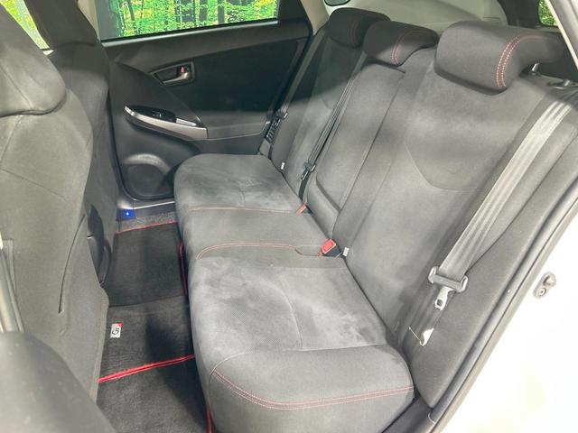 プリウス Sツーリングセレクション・G’s 純正ナビ バックカメラ 禁煙車 ETC Bluetooth接続 フルセグ HIDヘッド 専用純正18インチAW スマートキー フォグライト オートライト オートエアコン CD/DVD再生(34枚目)