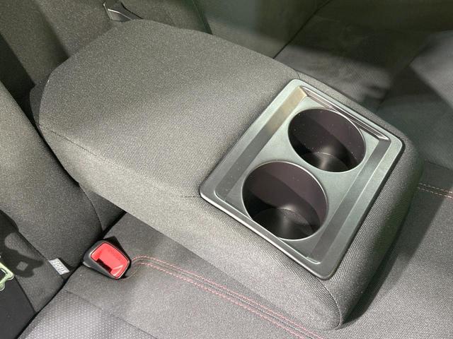 プリウス Sツーリングセレクション・G’s 純正ナビ バックカメラ 禁煙車 ETC Bluetooth接続 フルセグ HIDヘッド 専用純正18インチAW スマートキー フォグライト オートライト オートエアコン CD/DVD再生(39枚目)