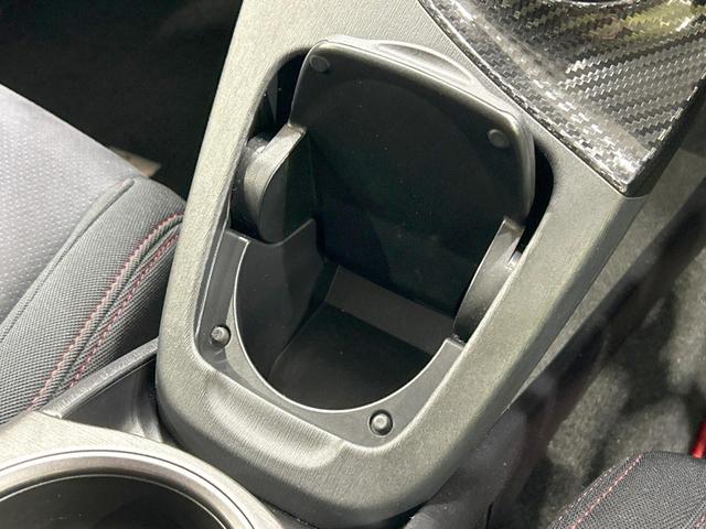 プリウス Sツーリングセレクション・G’s 純正ナビ バックカメラ 禁煙車 ETC Bluetooth接続 フルセグ HIDヘッド 専用純正18インチAW スマートキー フォグライト オートライト オートエアコン CD/DVD再生(43枚目)