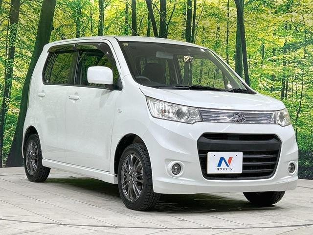 高透明度のガラス皮膜で撥水はもちろん、上質なツヤ・光沢を実現。紫外線や酸性雨から大切な愛車を保護し、色あせ・劣化を防止。「弾スプラッシュコート」、「弾プリミッサコート」からお選びいただけます。