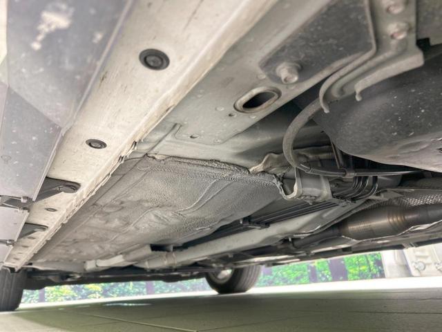 ノート ｅ－パワーニスモ　純正ナビ　バックカメラ　エマージェンシーブレーキ　禁煙車　Ｂｌｕｅｔｏｏｔｈ接続　ＥＴＣ　リアフォグ　ＬＥＤヘッド＆フォグ　デイライト　ハイビームアシスト　純正１６インチＡＷ　スエード調シート（23枚目）