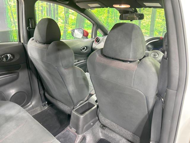 ノート ｅ－パワーニスモ　純正ナビ　バックカメラ　エマージェンシーブレーキ　禁煙車　Ｂｌｕｅｔｏｏｔｈ接続　ＥＴＣ　リアフォグ　ＬＥＤヘッド＆フォグ　デイライト　ハイビームアシスト　純正１６インチＡＷ　スエード調シート（37枚目）