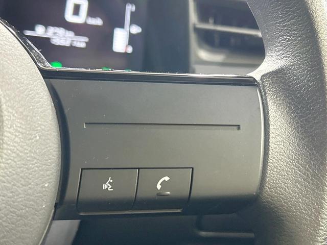 ノート Ｘ　メモリーナビ　バックカメラ　エマージェンシーブレーキ　禁煙車　Ｂｌｕｅｔｏｏｔｈ接続　ＬＥＤヘッド＆フォグ　オートライト　オートエアコン　スマートキー　車線逸脱警報　電動格納ミラー　プライバシーガラス（47枚目）