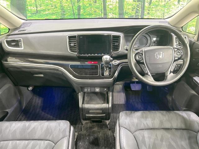 オデッセイハイブリッド ハイブリッドアブソルート・EXホンダセンシング 後席モニタ 純正9型ナビ 全周囲カメラ ホンダセンシング アダプティブクルーズ ブラインドスポットモニター 両側電動スライドドア クリアランスソナー 前席シートヒーター 前席パワーシート ETC2.0(2枚目)