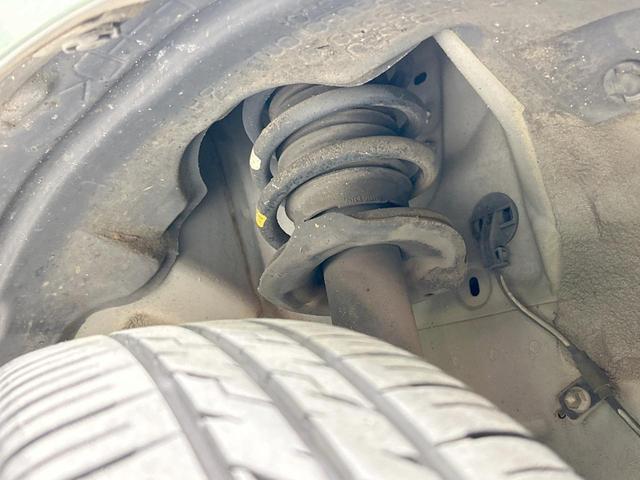 タント カスタムXリミテッド SDナビ 電動スライドドア 禁煙車 スマートキー HIDヘッド ETC オートエアコン 14インチAW Bluetooth接続 CD/DVD再生 フルセグ 電動格納ミラー パワーウィンドウ(20枚目)