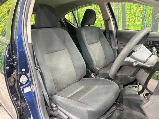 アクア Sスタイルブラック 純正ナビ バックカメラ セーフティセンス 禁煙車 ETC Bluetooth接続 クリアランスソナー スマートキー オートマチックハイビーム 車線逸脱警報 オートエアコン 盗難防止装置 CD再生(8枚目)