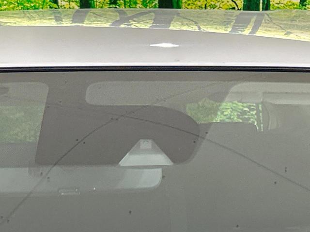 ノート X 純正ナビ バックカメラ Bluetooth フルセグ 衝突軽減 禁煙車 スマートキー オートライト 盗難防止装置 横滑り防止装置 CD/DVD再生 プライバシーガラス(5枚目)