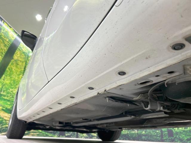 ノート X 純正ナビ バックカメラ Bluetooth フルセグ 衝突軽減 禁煙車 スマートキー オートライト 盗難防止装置 横滑り防止装置 CD/DVD再生 プライバシーガラス(23枚目)