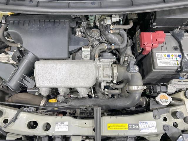 ノート メダリスト 純正ナビ 全周囲カメラ 禁煙車 Bluetooth接続 ETC ハーフレザーシート スマートキー オートライト オートエアコン CD/DVD再生 フルセグ 純正革巻きステアリング 電動格納ミラー(18枚目)