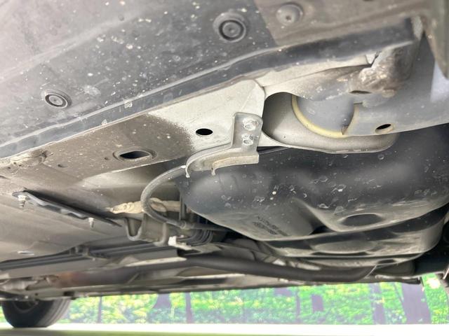 ノート メダリスト 純正ナビ 全周囲カメラ 禁煙車 Bluetooth接続 ETC ハーフレザーシート スマートキー オートライト オートエアコン CD/DVD再生 フルセグ 純正革巻きステアリング 電動格納ミラー(23枚目)