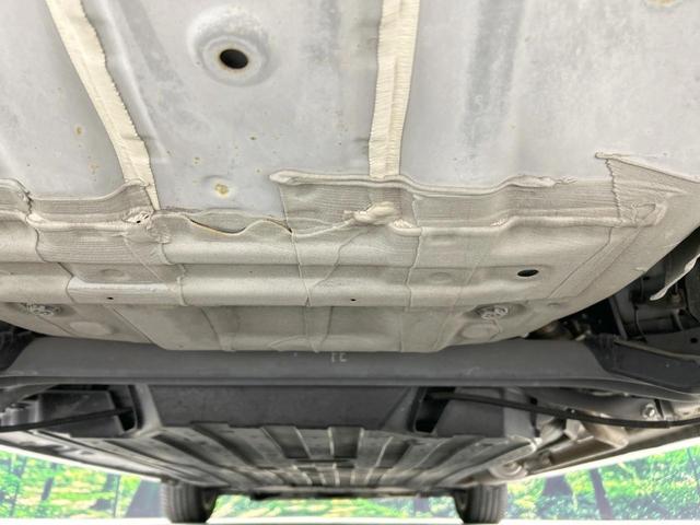 フィットハイブリッド Ｓパッケージ　純正ナビ　バックカメラ　シティブレーキ　クルーズコントロール　禁煙車　ＥＴＣ　Ｂｌｕｅｔｏｏｔｈ再生　ＬＥＤヘッド　オートライト　フロントフォグ　スマートキー　純正１５インチアルミ　オートエアコン（19枚目）