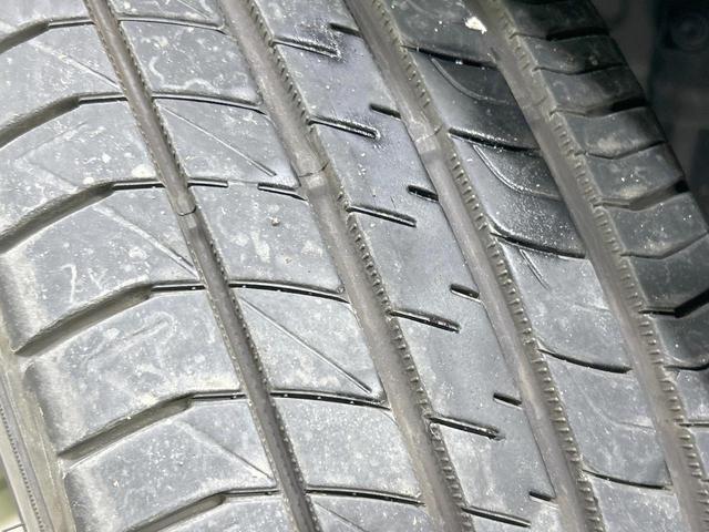 フィットハイブリッド Ｓパッケージ　純正ナビ　バックカメラ　シティブレーキ　クルーズコントロール　禁煙車　ＥＴＣ　Ｂｌｕｅｔｏｏｔｈ再生　ＬＥＤヘッド　オートライト　フロントフォグ　スマートキー　純正１５インチアルミ　オートエアコン（30枚目）