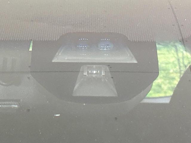 フィットハイブリッド Ｓパッケージ　純正ナビ　バックカメラ　シティブレーキ　クルーズコントロール　禁煙車　ＥＴＣ　Ｂｌｕｅｔｏｏｔｈ再生　ＬＥＤヘッド　オートライト　フロントフォグ　スマートキー　純正１５インチアルミ　オートエアコン（34枚目）