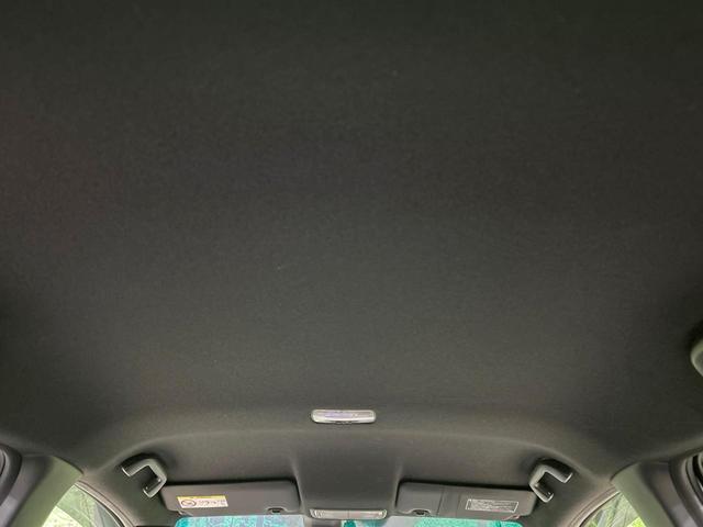 フィットハイブリッド Ｓパッケージ　純正ナビ　バックカメラ　シティブレーキ　クルーズコントロール　禁煙車　ＥＴＣ　Ｂｌｕｅｔｏｏｔｈ再生　ＬＥＤヘッド　オートライト　フロントフォグ　スマートキー　純正１５インチアルミ　オートエアコン（40枚目）