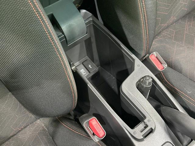 フィットハイブリッド Ｓパッケージ　純正ナビ　バックカメラ　シティブレーキ　クルーズコントロール　禁煙車　ＥＴＣ　Ｂｌｕｅｔｏｏｔｈ再生　ＬＥＤヘッド　オートライト　フロントフォグ　スマートキー　純正１５インチアルミ　オートエアコン（42枚目）