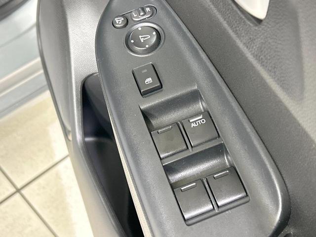 フィットハイブリッド Ｓパッケージ　純正ナビ　バックカメラ　シティブレーキ　クルーズコントロール　禁煙車　ＥＴＣ　Ｂｌｕｅｔｏｏｔｈ再生　ＬＥＤヘッド　オートライト　フロントフォグ　スマートキー　純正１５インチアルミ　オートエアコン（44枚目）