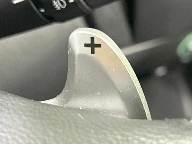 フィットハイブリッド Ｓパッケージ　純正ナビ　バックカメラ　シティブレーキ　クルーズコントロール　禁煙車　ＥＴＣ　Ｂｌｕｅｔｏｏｔｈ再生　ＬＥＤヘッド　オートライト　フロントフォグ　スマートキー　純正１５インチアルミ　オートエアコン（50枚目）