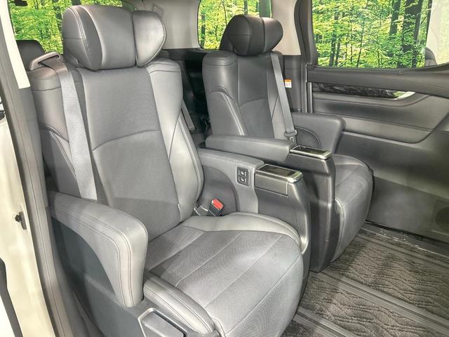 アルファード 2.5S Cパッケージ サンルーフ モデリスタ 後席モニター 両側電動スライドドア 純正10型ナビ 全周囲カメラ JBLサウンド セーフティセンス レーダークルーズ 禁煙車 合皮シート パワーバックドア シートヒーター(9枚目)