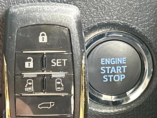 アルファード 2.5S タイプゴールドIII サンルーフ 純正9型ディスプレイ バックカメラ 両側電動ドア セーフティセンス レーダークルーズ ブラインドスポットモニター 禁煙車 ETC Bluetooth再生 電動リアゲート ハーフレザー(32枚目)