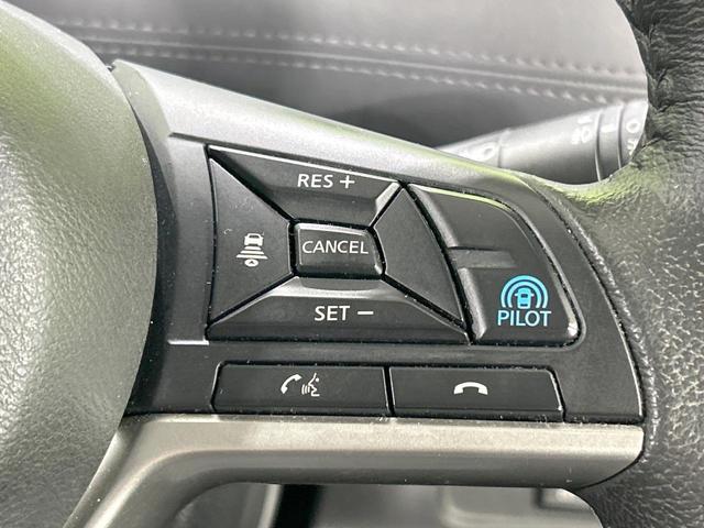 セレナ e-パワー ハイウェイスターV 後席モニタ セーフティパックB 両側電動スライド 純正ナビ 全周囲カメラ エマージェンシーブレーキ プロパイロット 7人乗り 禁煙車 ETC Bluetooth再生 コーナーセンサー LEDヘッド(7枚目)