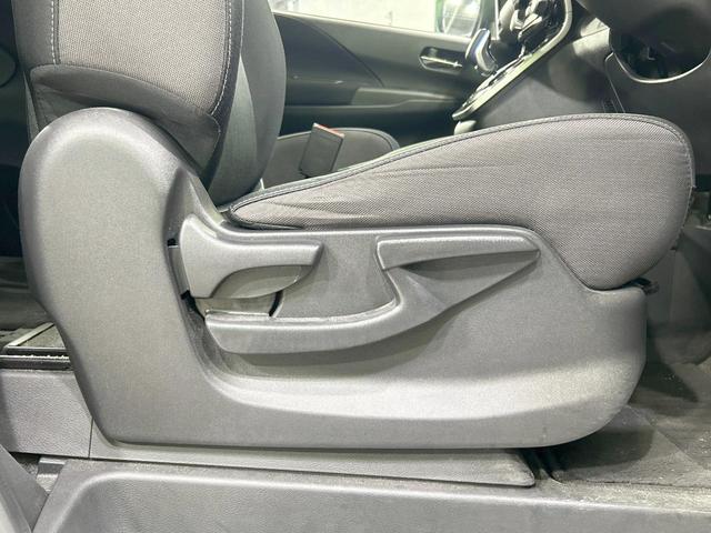 セレナ e-パワー ハイウェイスターV 後席モニタ セーフティパックB 両側電動スライド 純正ナビ 全周囲カメラ エマージェンシーブレーキ プロパイロット 7人乗り 禁煙車 ETC Bluetooth再生 コーナーセンサー LEDヘッド(40枚目)