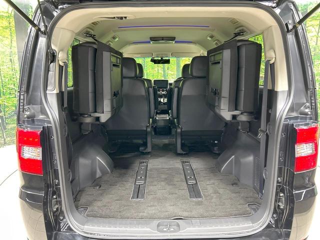 デリカD:5 ローデスト ロイヤルツーリング 4WD 後席モニター BIG-X9型ナビ バックカメラ クルーズコントロール 両側電動スライドドア 電動リアゲート 禁煙車 ETC 黒革シート パワーシート 前席シートヒーター 純正18インチAW(11枚目)