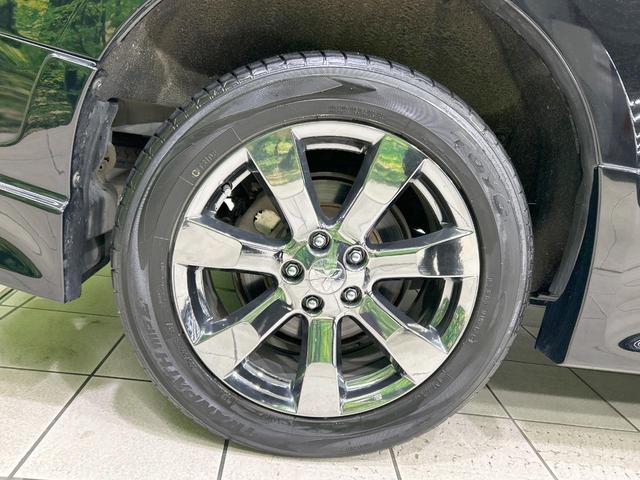 デリカD:5 ローデスト ロイヤルツーリング 4WD 後席モニター BIG-X9型ナビ バックカメラ クルーズコントロール 両側電動スライドドア 電動リアゲート 禁煙車 ETC 黒革シート パワーシート 前席シートヒーター 純正18インチAW(28枚目)