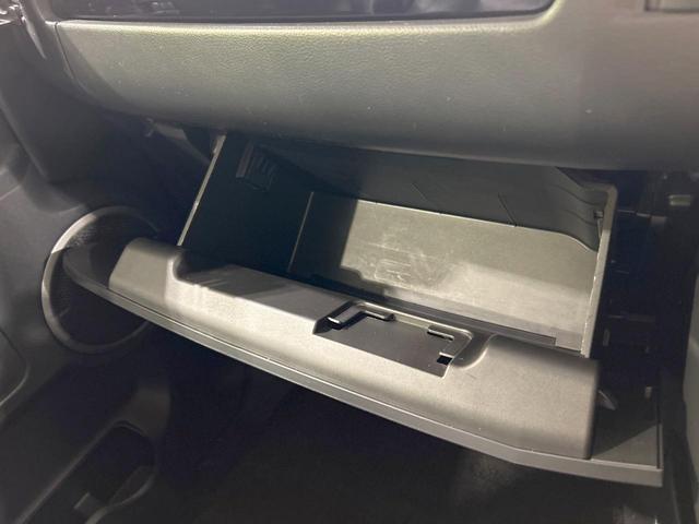 デリカD:5 ローデスト ロイヤルツーリング 4WD 後席モニター BIG-X9型ナビ バックカメラ クルーズコントロール 両側電動スライドドア 電動リアゲート 禁煙車 ETC 黒革シート パワーシート 前席シートヒーター 純正18インチAW(46枚目)