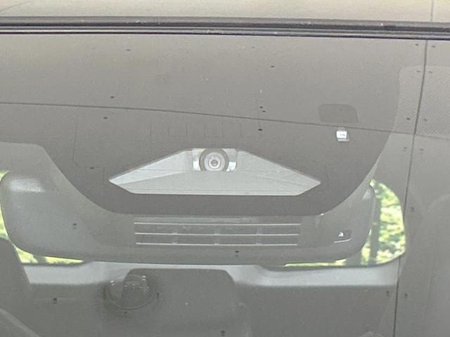 カローラクロス ハイブリッド　Ｚ　ガラスルーフ　純正１０型ナビ　全周囲カメラ　セーフティセンス　レーダークルーズ　禁煙車　パワーバックドア　パワーシート　シートヒーター　クリアランスソナー　レーンアシスト　スマートキー　ＬＥＤヘッド（7枚目）