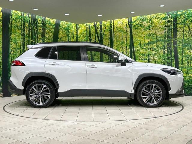 カローラクロス ハイブリッド　Ｚ　ガラスルーフ　純正１０型ナビ　全周囲カメラ　セーフティセンス　レーダークルーズ　禁煙車　パワーバックドア　パワーシート　シートヒーター　クリアランスソナー　レーンアシスト　スマートキー　ＬＥＤヘッド（25枚目）