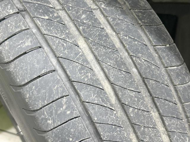 カローラクロス ハイブリッド　Ｚ　ガラスルーフ　純正１０型ナビ　全周囲カメラ　セーフティセンス　レーダークルーズ　禁煙車　パワーバックドア　パワーシート　シートヒーター　クリアランスソナー　レーンアシスト　スマートキー　ＬＥＤヘッド（30枚目）