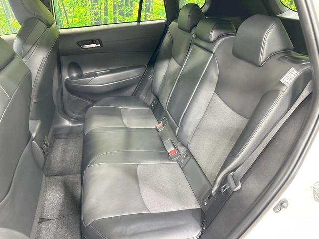 カローラクロス ハイブリッド　Ｚ　ガラスルーフ　純正１０型ナビ　全周囲カメラ　セーフティセンス　レーダークルーズ　禁煙車　パワーバックドア　パワーシート　シートヒーター　クリアランスソナー　レーンアシスト　スマートキー　ＬＥＤヘッド（44枚目）