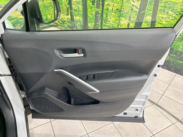 カローラクロス ハイブリッド　Ｚ　ガラスルーフ　純正１０型ナビ　全周囲カメラ　セーフティセンス　レーダークルーズ　禁煙車　パワーバックドア　パワーシート　シートヒーター　クリアランスソナー　レーンアシスト　スマートキー　ＬＥＤヘッド（49枚目）