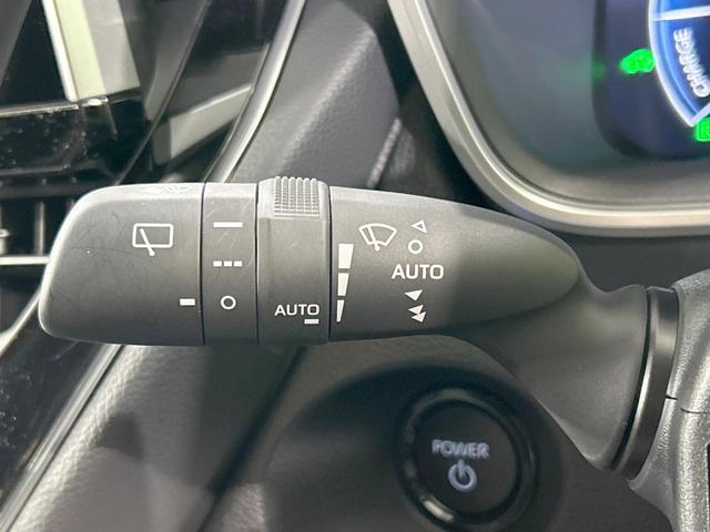 カローラクロス ハイブリッド　Ｚ　ガラスルーフ　純正１０型ナビ　全周囲カメラ　セーフティセンス　レーダークルーズ　禁煙車　パワーバックドア　パワーシート　シートヒーター　クリアランスソナー　レーンアシスト　スマートキー　ＬＥＤヘッド（57枚目）