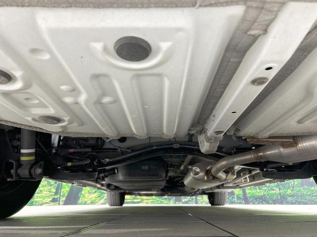 ノア ハイブリッドX 両側電動ドア バックカメラ セーフティセンス レーダークルーズ 禁煙 ディスプレイオーディオ Bluetooth再生 コーナーセンサー LEDヘッド オートハイビーム スマートキー デュアルエアコン(19枚目)