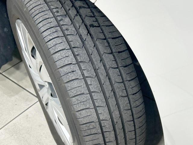 ノア ハイブリッドX 両側電動ドア バックカメラ セーフティセンス レーダークルーズ 禁煙 ディスプレイオーディオ Bluetooth再生 コーナーセンサー LEDヘッド オートハイビーム スマートキー デュアルエアコン(30枚目)