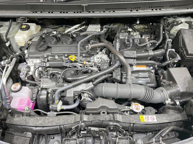 シエンタ ハイブリッドＺ　両側電動スライド　純正１０型ナビ　全周囲カメラ　セーフティセンス　レーダークルーズ　禁煙車　ＥＴＣ　Ｂｌｕｅｔｏｏｔｈ再生　コーナーセンサ　ＬＥＤヘッド　オートハイビーム　オートエアコン　スマートキー（18枚目）