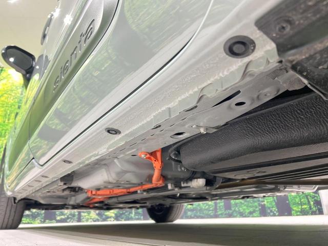 シエンタ ハイブリッドＺ　両側電動スライド　純正１０型ナビ　全周囲カメラ　セーフティセンス　レーダークルーズ　禁煙車　ＥＴＣ　Ｂｌｕｅｔｏｏｔｈ再生　コーナーセンサ　ＬＥＤヘッド　オートハイビーム　オートエアコン　スマートキー（23枚目）