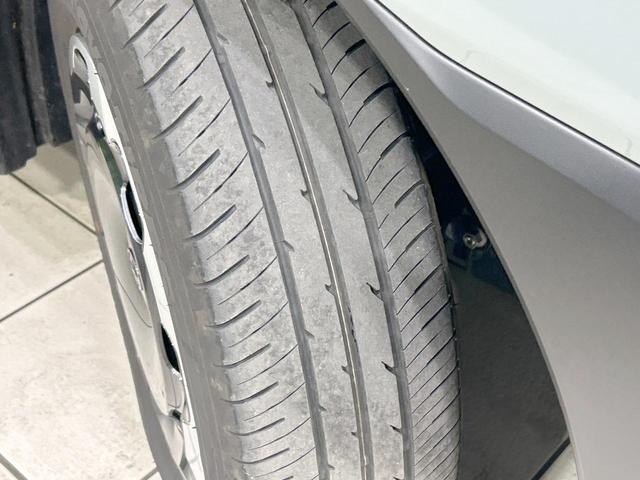 シエンタ ハイブリッドＺ　両側電動スライド　純正１０型ナビ　全周囲カメラ　セーフティセンス　レーダークルーズ　禁煙車　ＥＴＣ　Ｂｌｕｅｔｏｏｔｈ再生　コーナーセンサ　ＬＥＤヘッド　オートハイビーム　オートエアコン　スマートキー（31枚目）