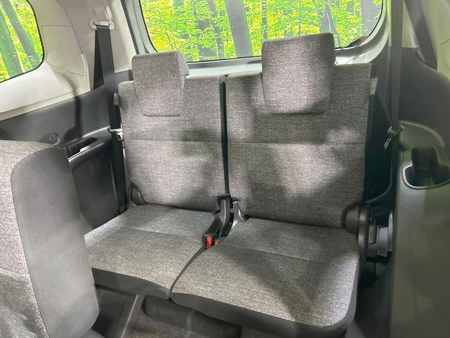 シエンタ ハイブリッドＺ　両側電動スライド　純正１０型ナビ　全周囲カメラ　セーフティセンス　レーダークルーズ　禁煙車　ＥＴＣ　Ｂｌｕｅｔｏｏｔｈ再生　コーナーセンサ　ＬＥＤヘッド　オートハイビーム　オートエアコン　スマートキー（39枚目）