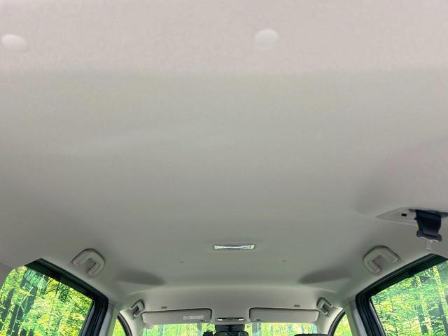 シエンタ ハイブリッドＺ　両側電動スライド　純正１０型ナビ　全周囲カメラ　セーフティセンス　レーダークルーズ　禁煙車　ＥＴＣ　Ｂｌｕｅｔｏｏｔｈ再生　コーナーセンサ　ＬＥＤヘッド　オートハイビーム　オートエアコン　スマートキー（42枚目）