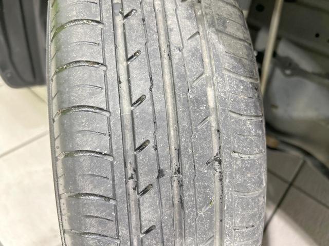 ルーミー カスタムＧ　純正ナビ　バックカメラ　スマートアシスト　クルコン　両側電動ドア　禁煙車　ＥＴＣ　Ｂｌｕｅｔｏｏｔｈ再生　コーナーセンサー　ＬＥＤヘッド＆フォグ　オートハイビーム　スマートキー　純正１４インチＡＷ（30枚目）