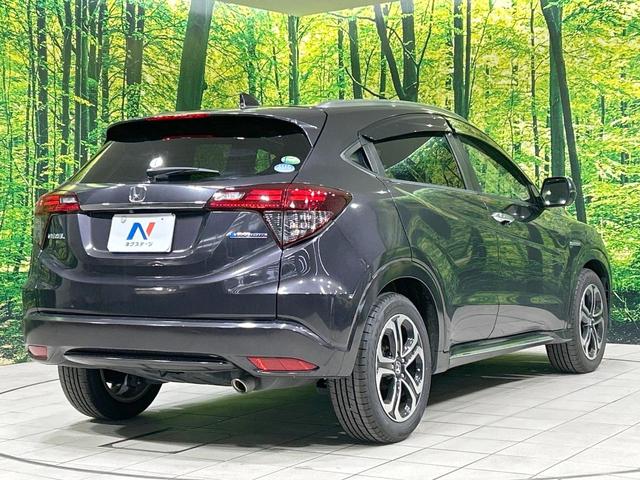 ヴェゼル ハイブリッドＺ・ホンダセンシング　純正９型ナビ　バックカメラ　レーダークルーズ　禁煙車　ＥＴＣ　Ｂｌｕｅｔｏｏｔｈ再生　シートヒーター　ハーフレザー　ＬＥＤヘッド＆フォグ　オートハイビーム　オートライト　デュアルエアコン　スマートキー（17枚目）