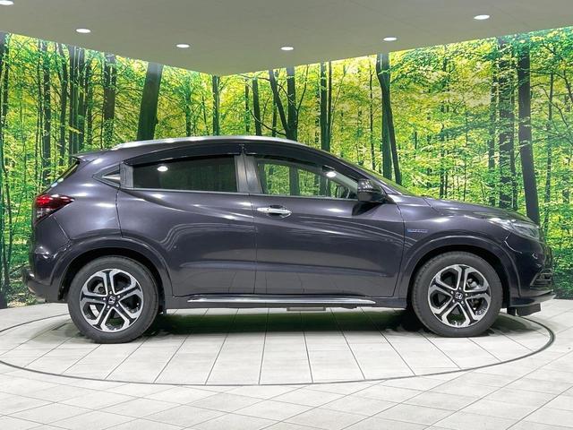 ヴェゼル ハイブリッドＺ・ホンダセンシング　純正９型ナビ　バックカメラ　レーダークルーズ　禁煙車　ＥＴＣ　Ｂｌｕｅｔｏｏｔｈ再生　シートヒーター　ハーフレザー　ＬＥＤヘッド＆フォグ　オートハイビーム　オートライト　デュアルエアコン　スマートキー（27枚目）