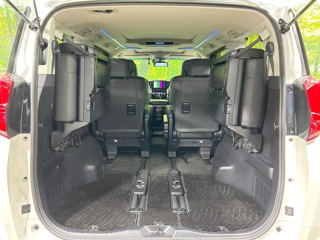 アルファード ２．５Ｓ　Ｃパッケージ　サンルーフ　後席モニター　両側電動ドア　純正９型ナビ　バックカメラ　セーフティセンス　レーダークルーズ　禁煙車　ＥＴＣ　電動リアゲート　レザーシート　前席シートエアコン　コーナーセンサー　ＬＥＤヘッド（13枚目）